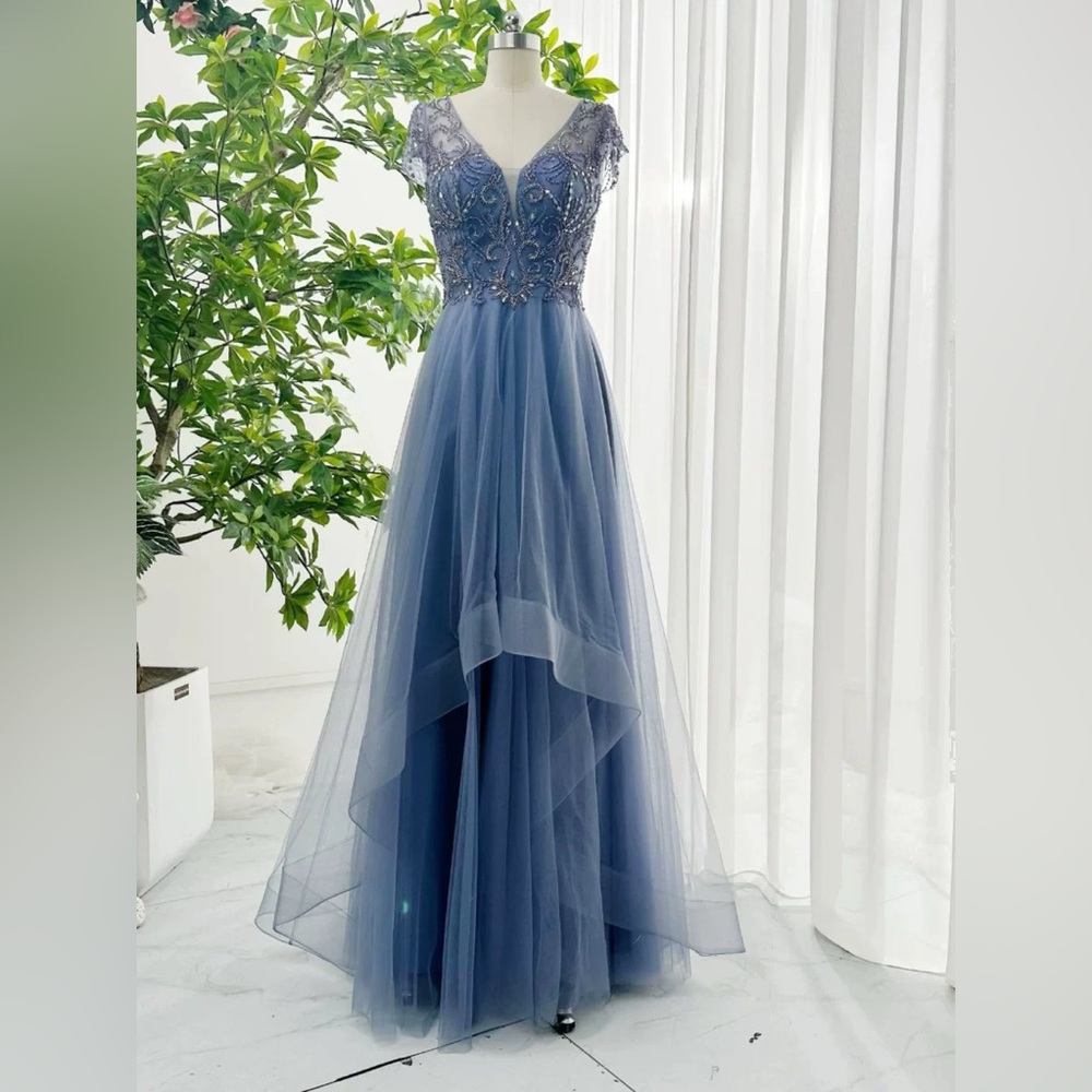 Size 6(M) Blue deep V-neck heavy beaded sleeveless fairy mesh A-line dress